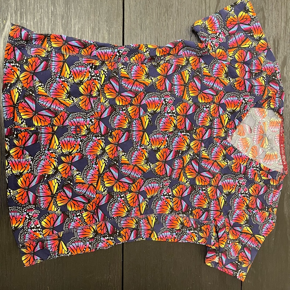 Scrub top - Picture 3 of 4